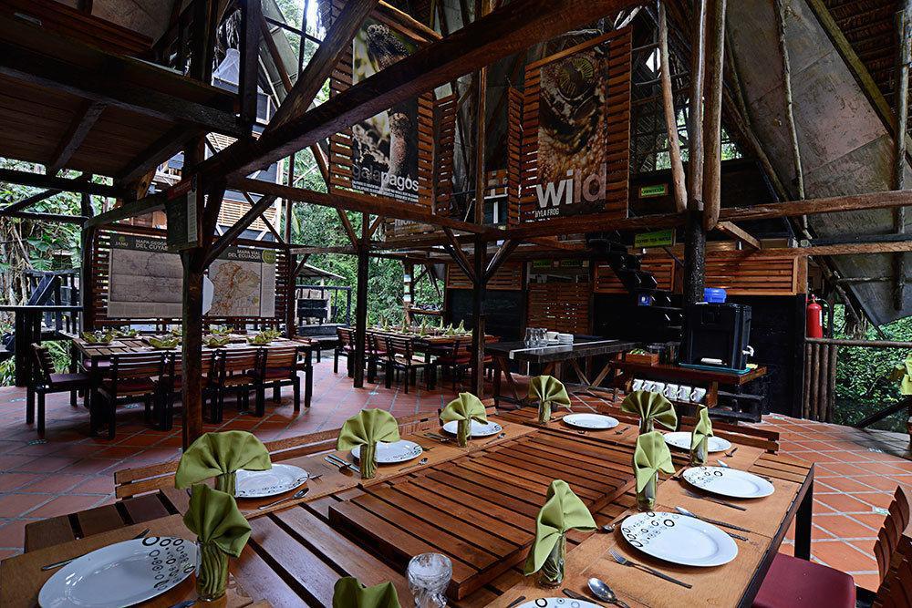 Jamu Lodge Puerto Montufar Buitenkant foto